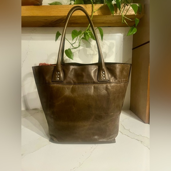 Peter Nappi Leather Gemma Tote Bag - Picture 1 of 6